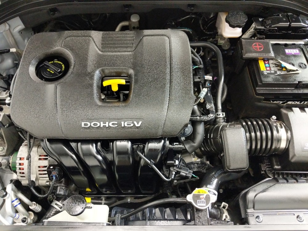 2017 Hyundai Elantra - Engine