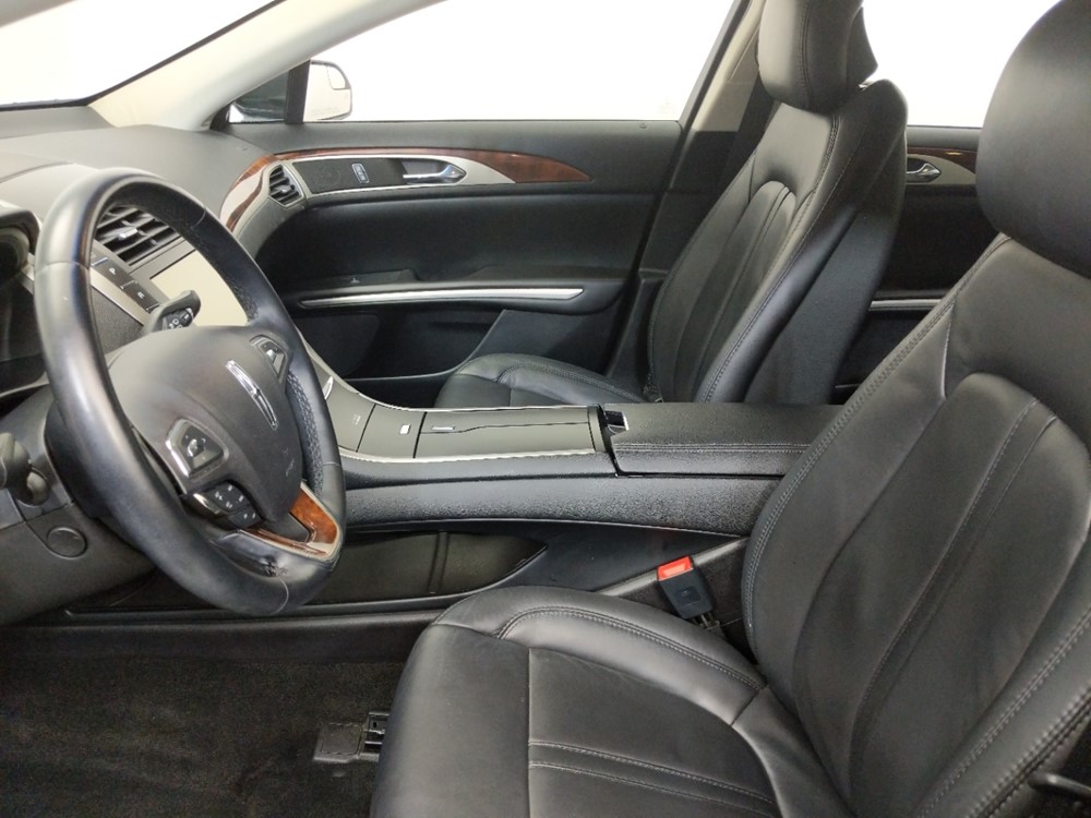 2015 Lincoln MKZ - Driver Front Seat