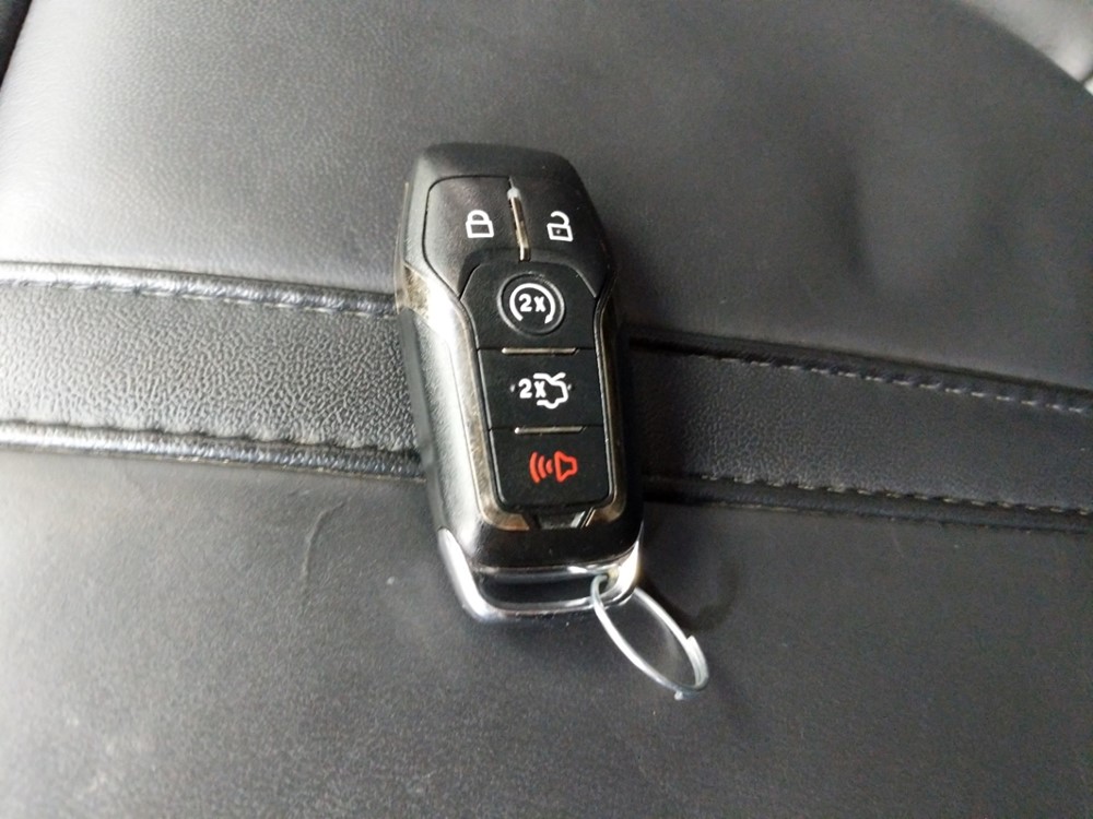 2015 Lincoln MKZ - Keys