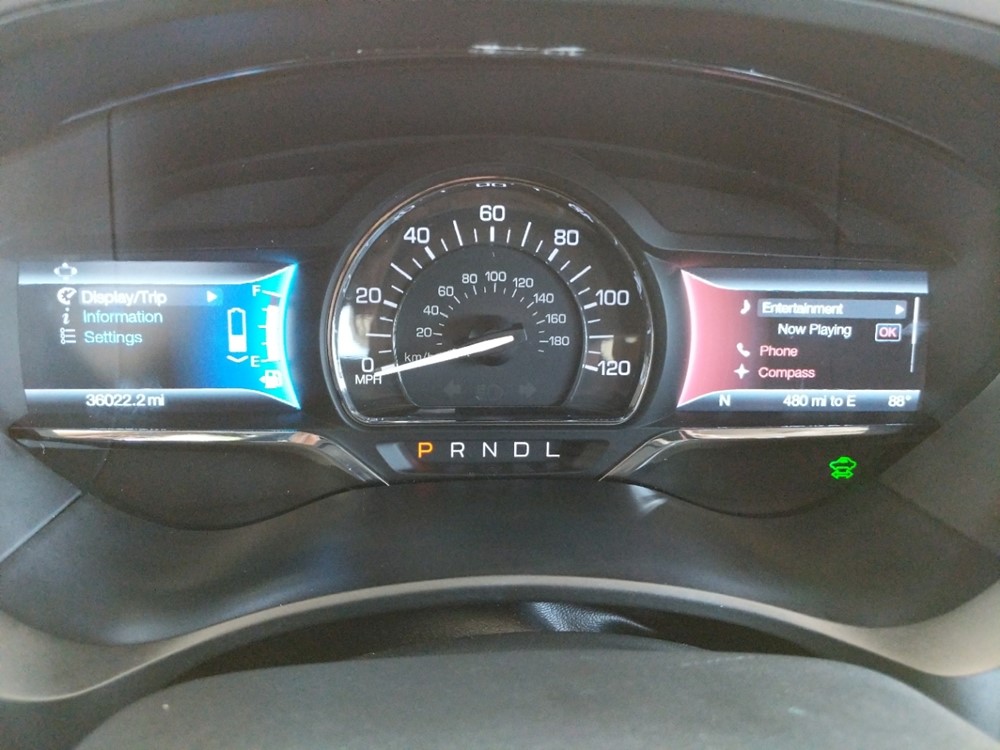2015 Lincoln MKZ - Odometer Close Up