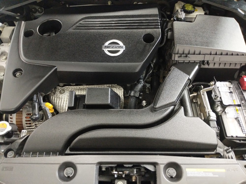 2014 Nissan Altima - Engine