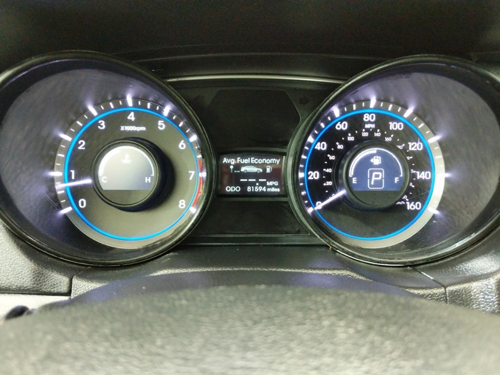 2014 Hyundai Sonata - Odometer Close Up