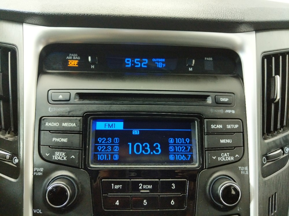 2014 Hyundai Sonata - Stereo Package