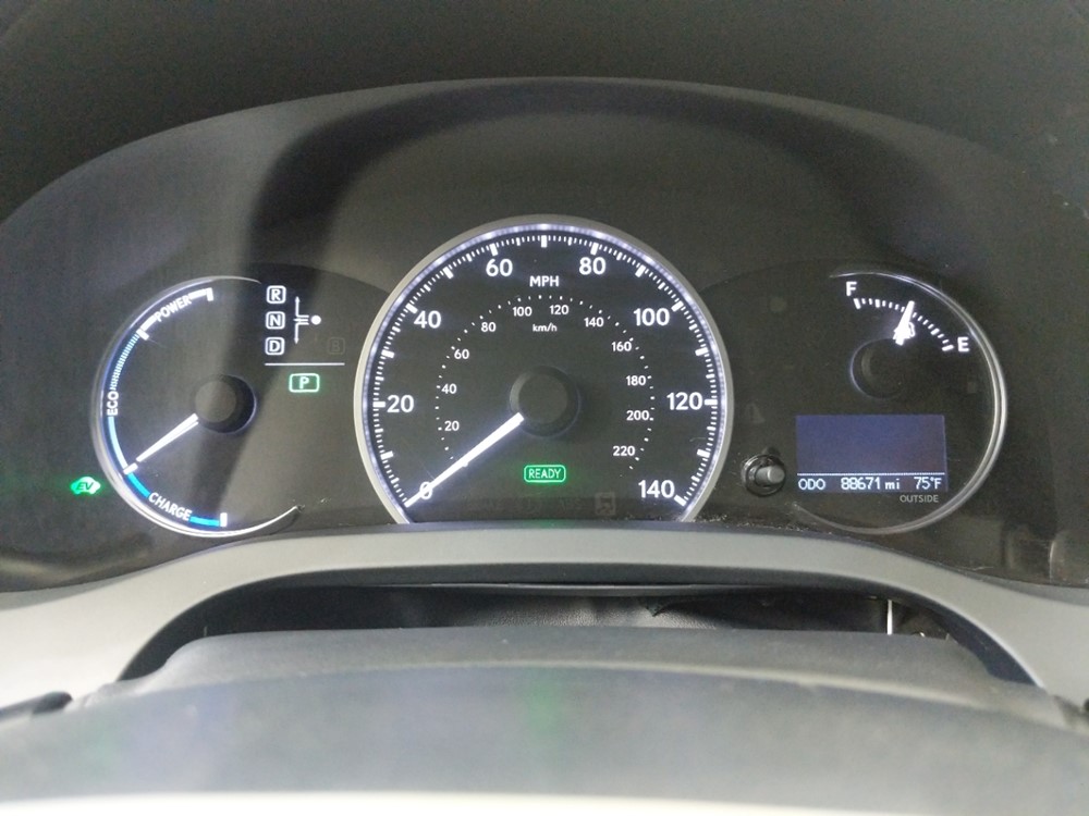 2012 Lexus CT 200h - Odometer Close Up