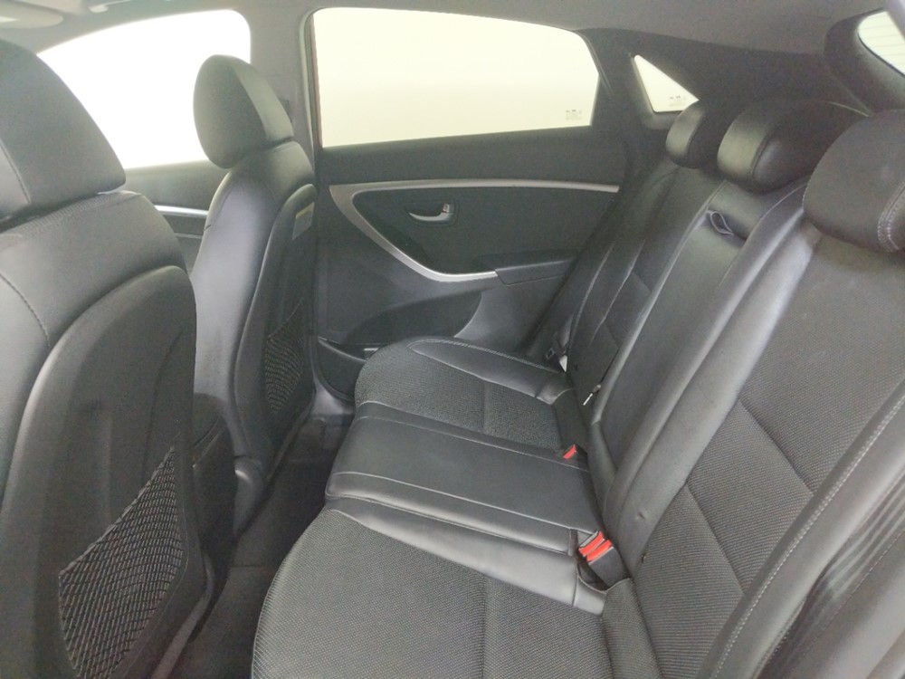 2014 Hyundai Elantra - Driver Rear Seat