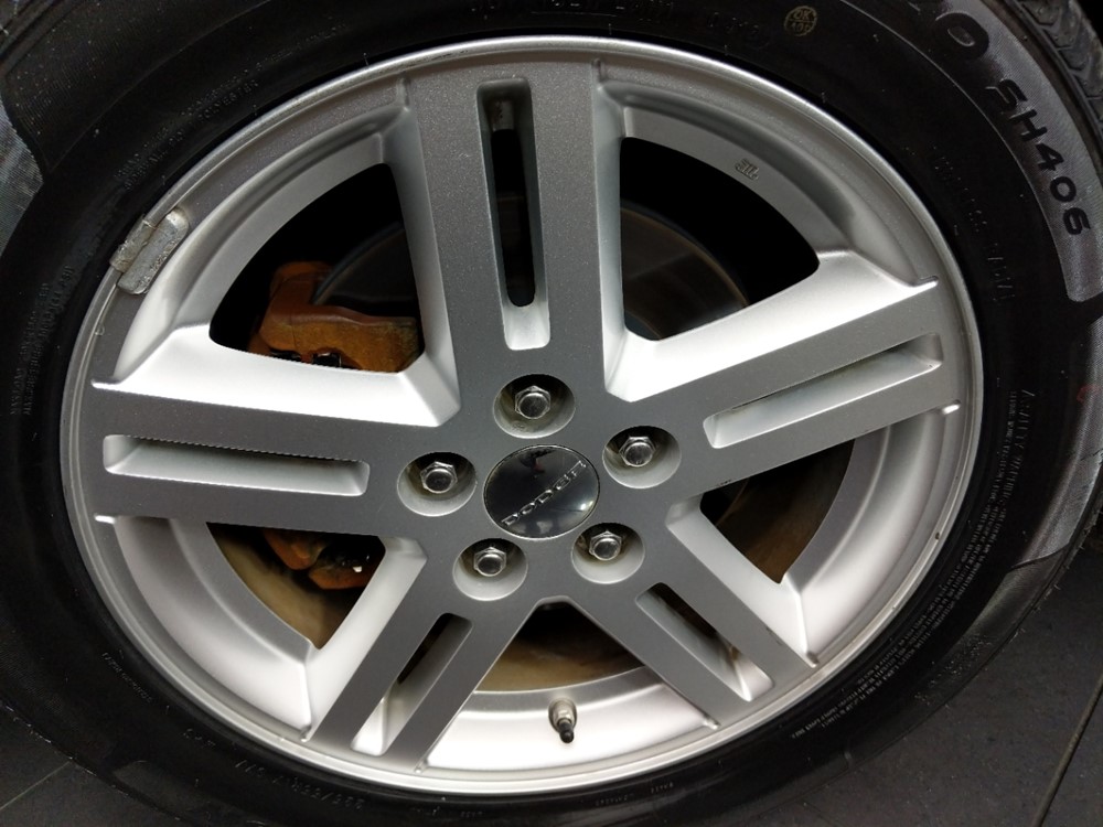 2013 Dodge Avenger - Wheel