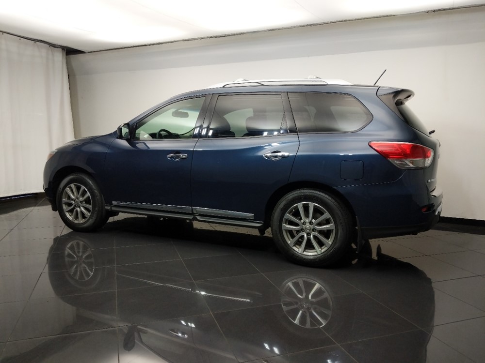 2015 Nissan Pathfinder - Driver Rear Side