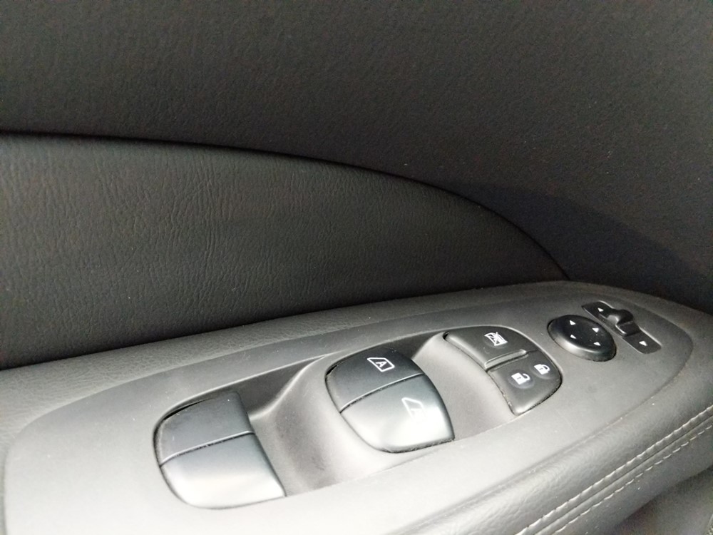 2015 Nissan Pathfinder - Driver Power Windows/Lock Control