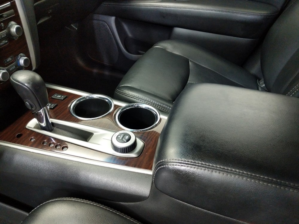 2015 Nissan Pathfinder - Center Console/Cup Holders