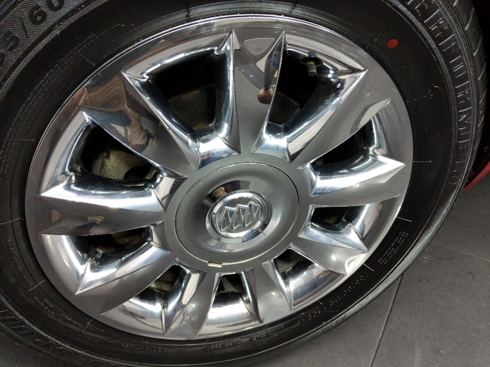 2014 Buick Enclave - Wheel