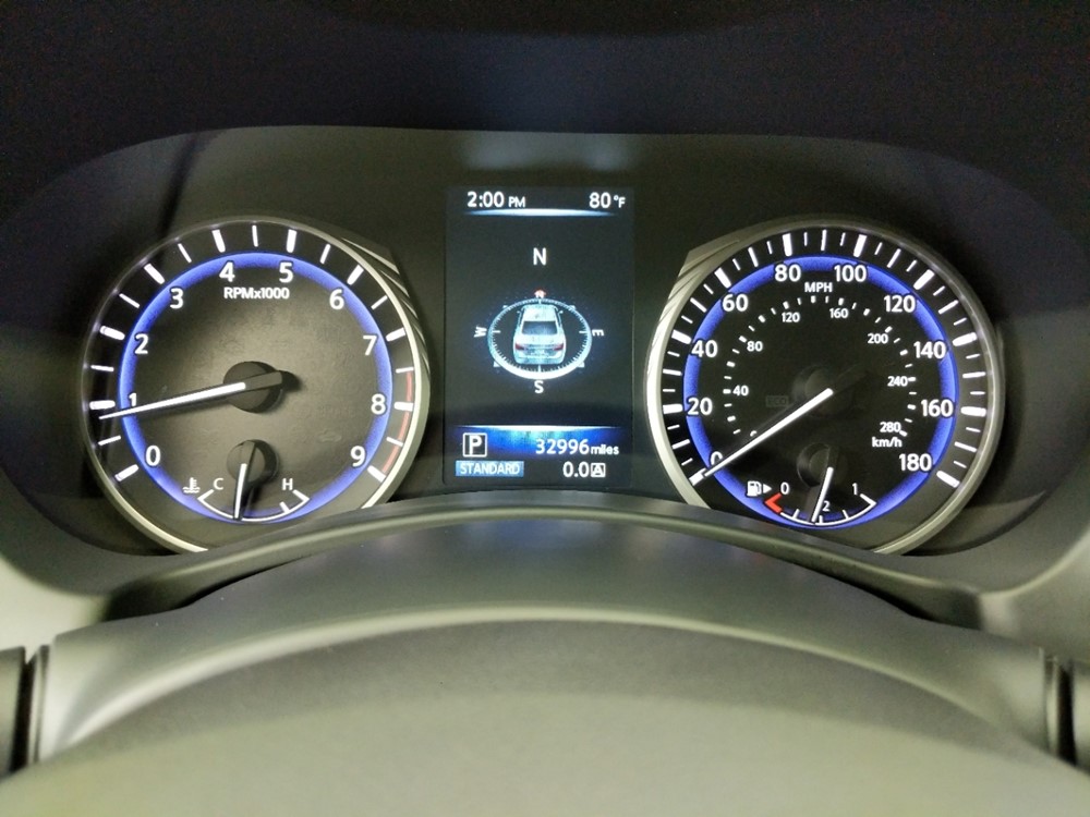 2015 INFINITI Q50 - Odometer Close Up