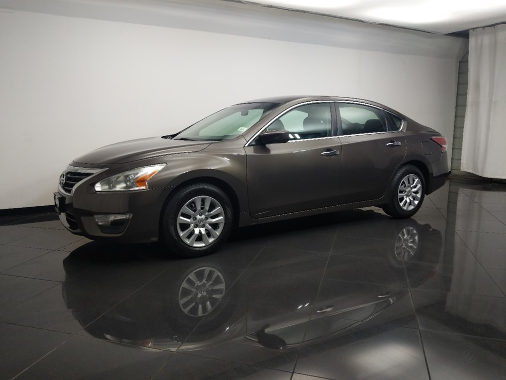 2014 Nissan Altima - Driver Front Side