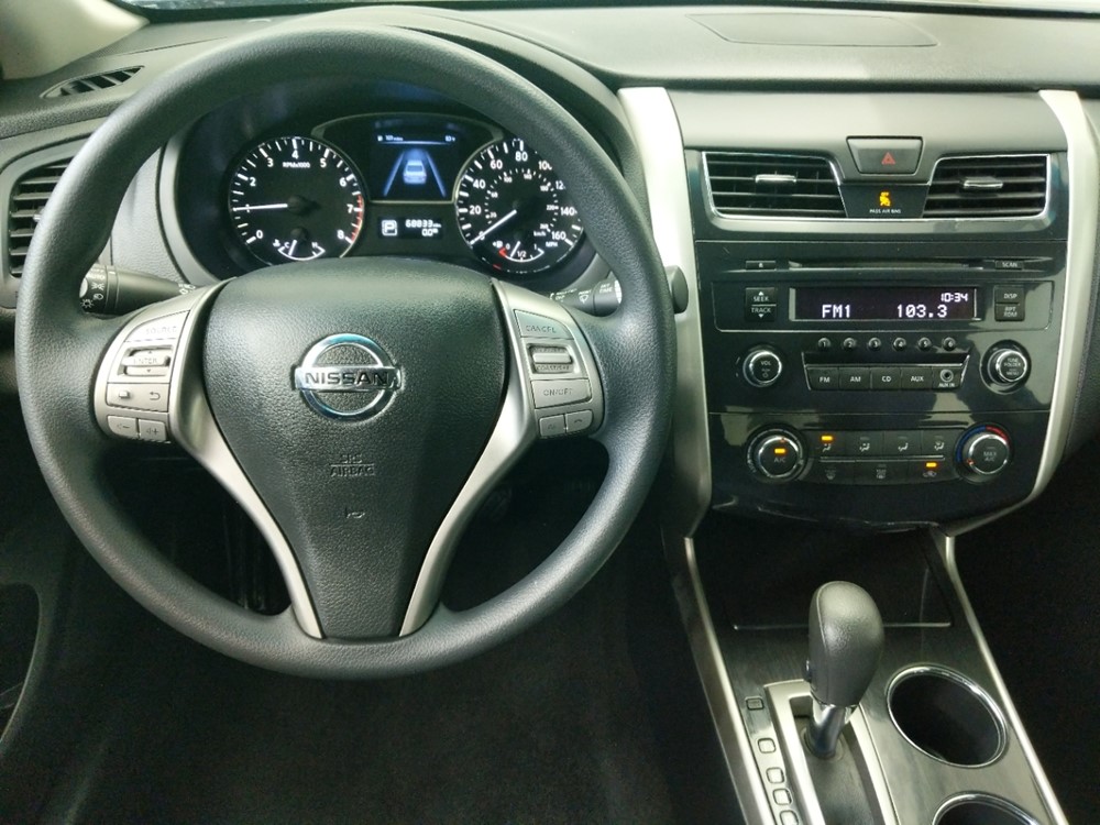 2014 Nissan Altima - Driver Dash