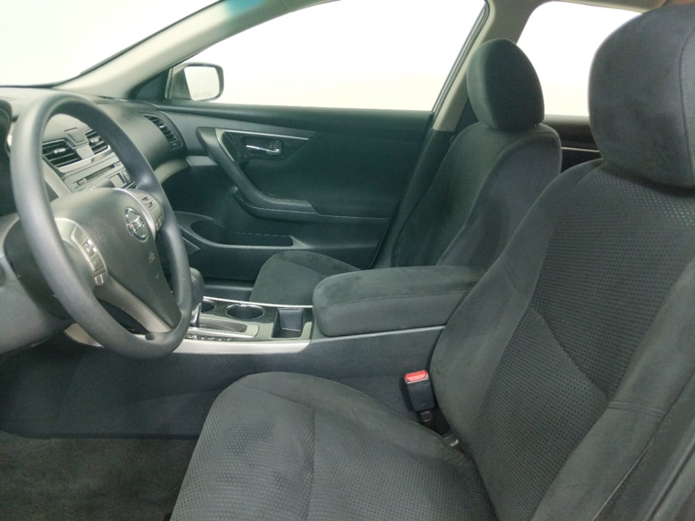 2014 Nissan Altima - Driver Front Seat