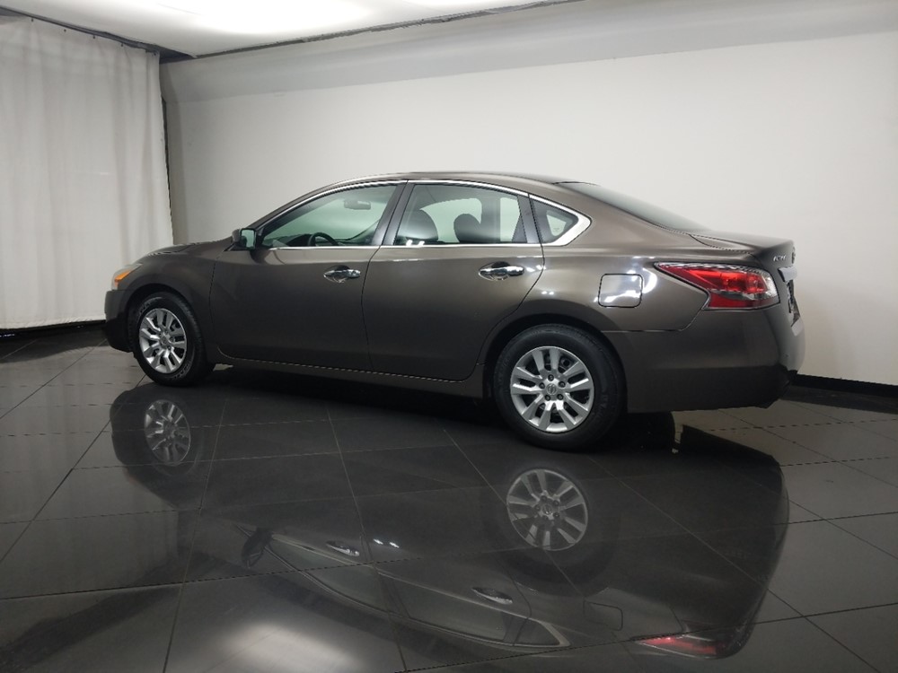 2014 Nissan Altima - Driver Rear Side