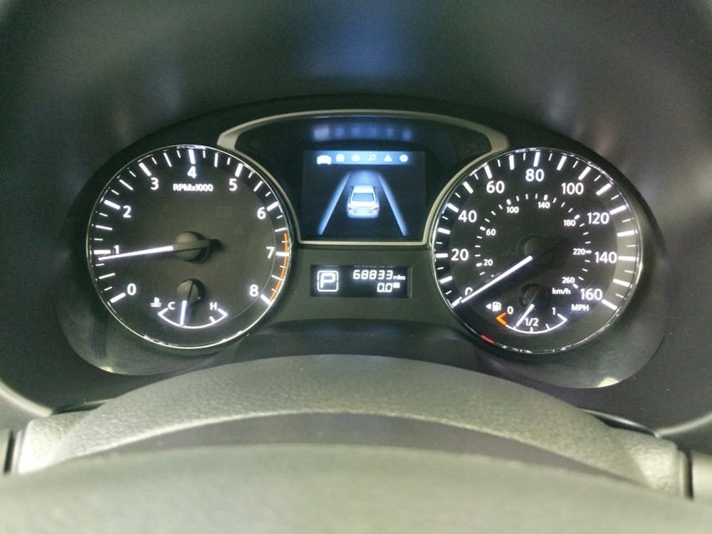 2014 Nissan Altima - Odometer Close Up