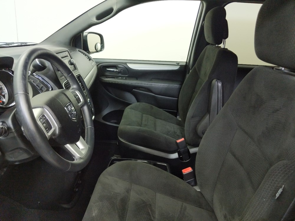 2015 Dodge Grand Caravan - Driver Front Seat