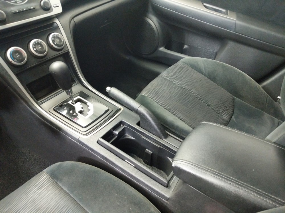 2010 Mazda Mazda6 - Center Console/Cup Holders