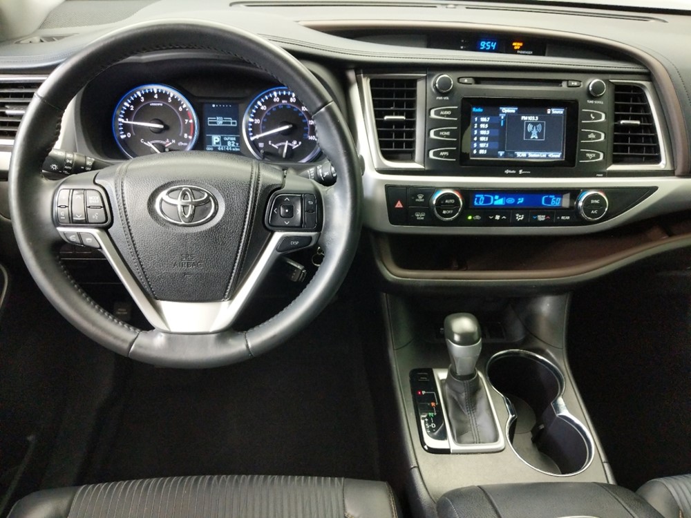 2015 Toyota Highlander - Driver Dash