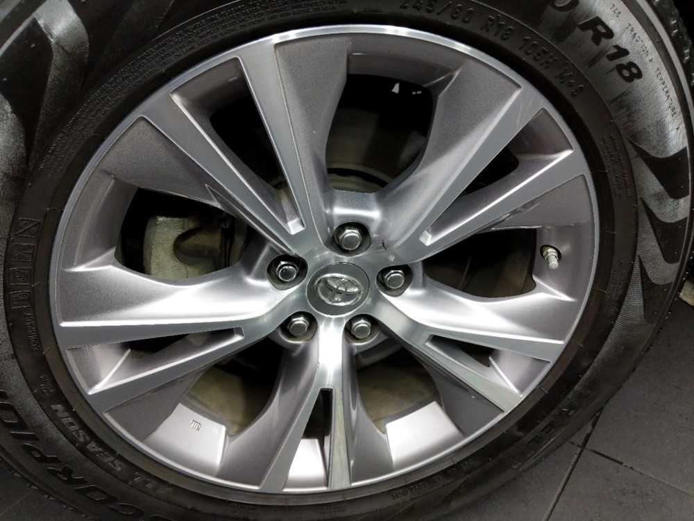 2015 Toyota Highlander - Wheel