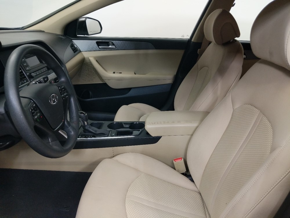 2015 Hyundai Sonata - Driver Front Seat
