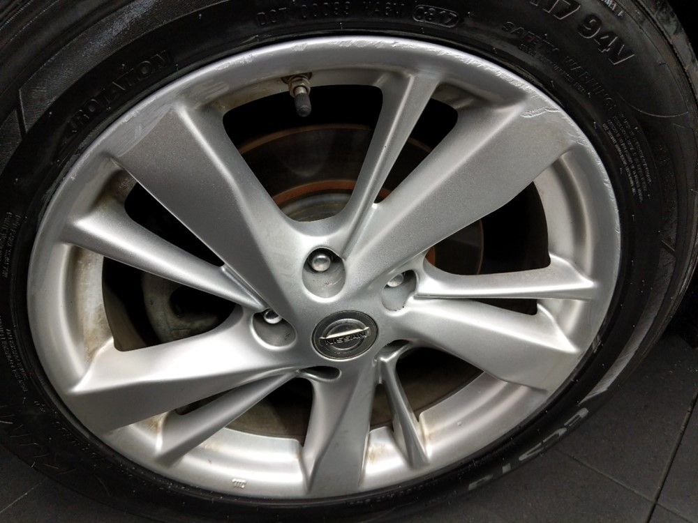 2013 Nissan Altima - Wheel