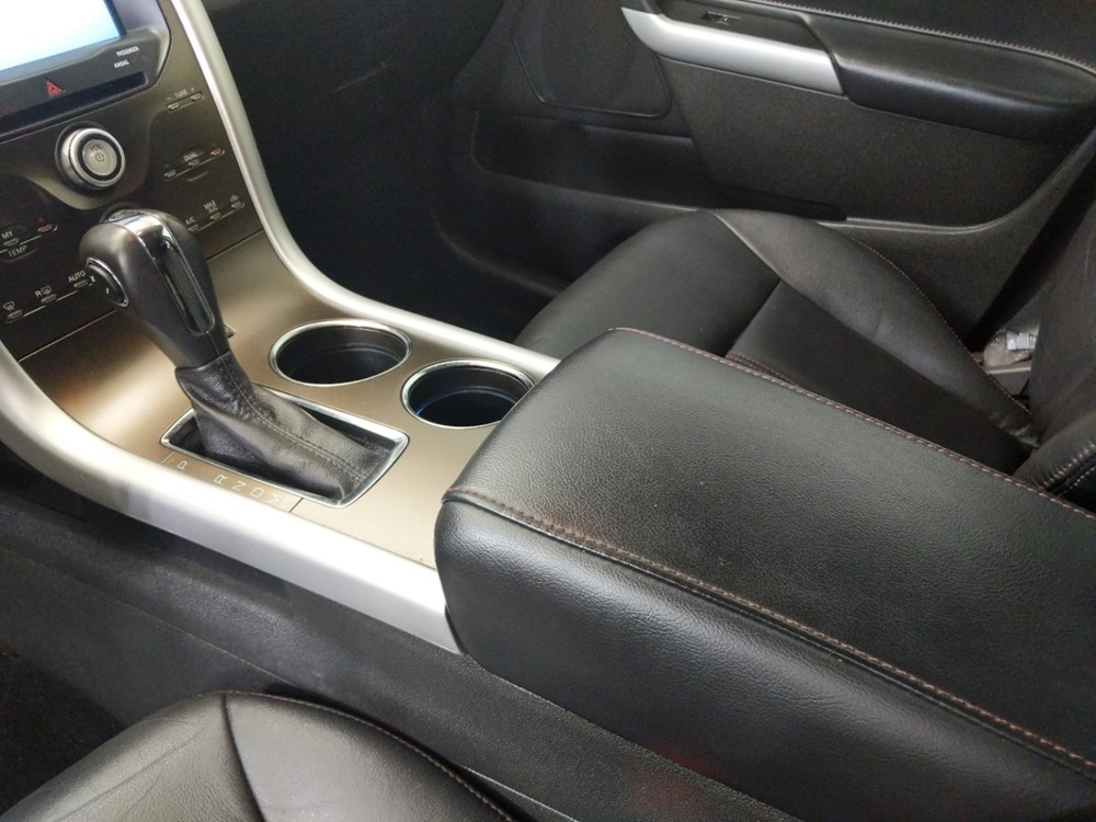 2012 Ford Edge - Center Console/Cup Holders