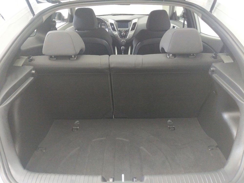 2017 Hyundai Veloster - Trunk