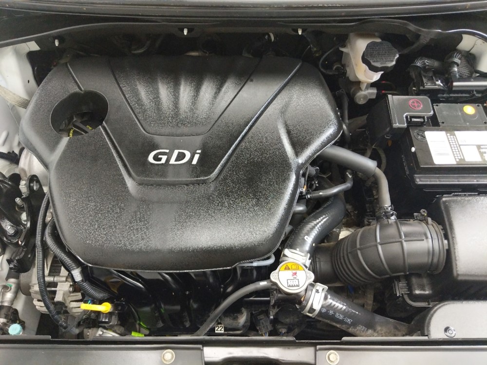 2017 Hyundai Veloster - Engine