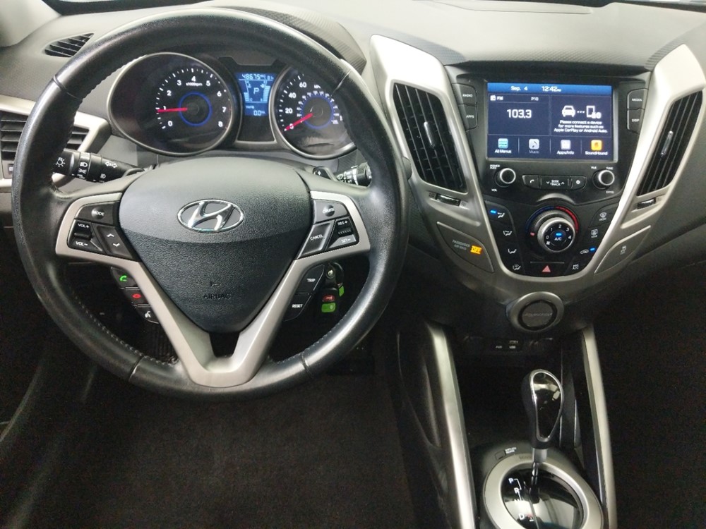 2017 Hyundai Veloster - Driver Dash