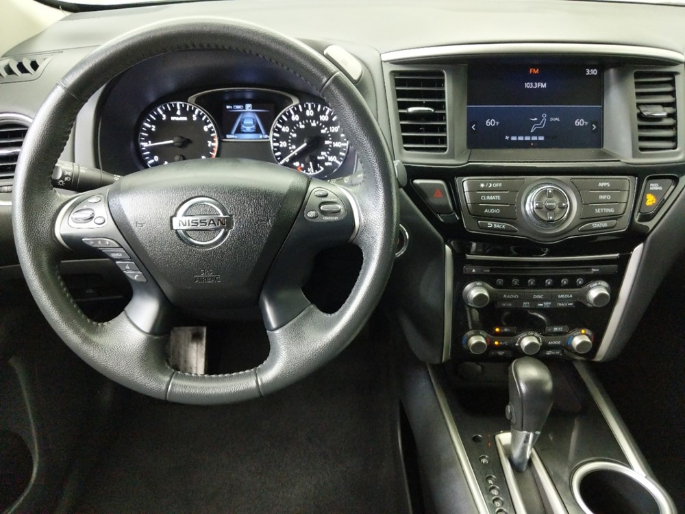 2017 Nissan Pathfinder - Driver Dash