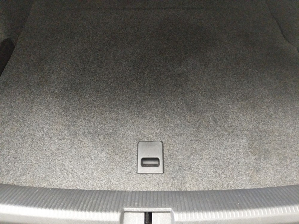 2013 Volkswagen Passat - Trunk