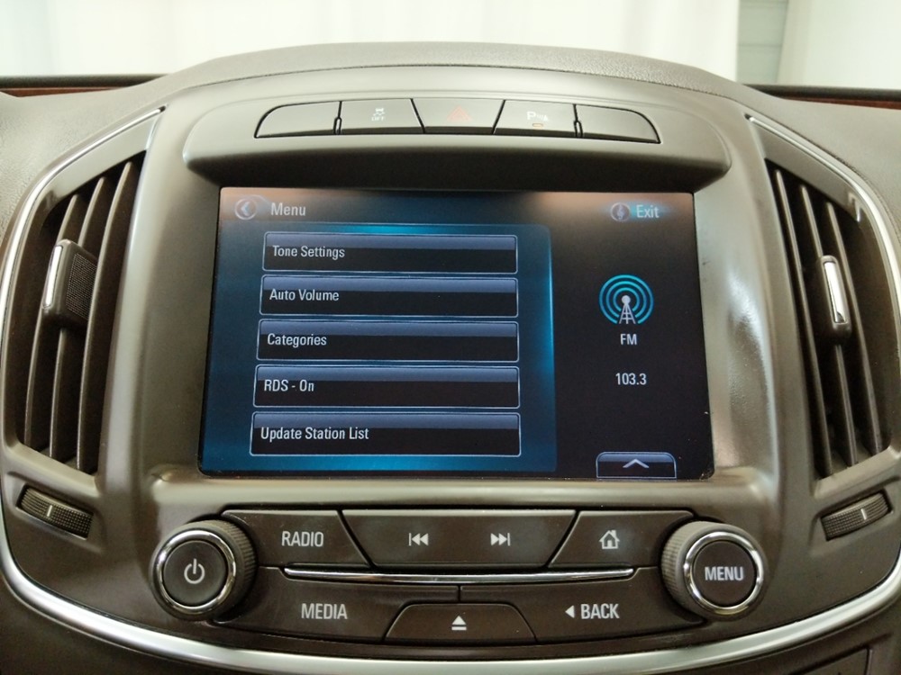 2016 Buick Regal - Stereo Package