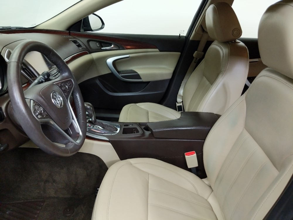 2016 Buick Regal - Driver Front Seat