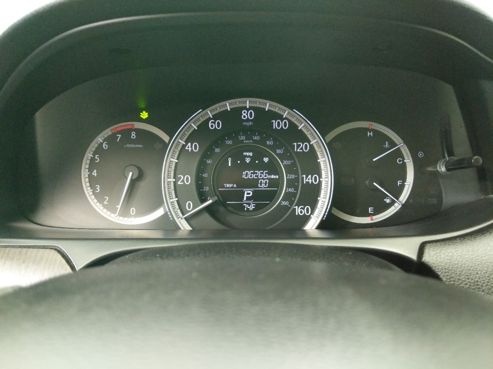 2014 Honda Accord - Odometer Close Up