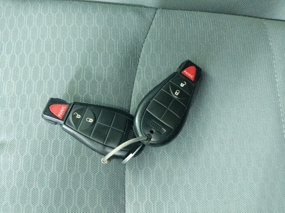 2017 Dodge Ram 1500 - Keys