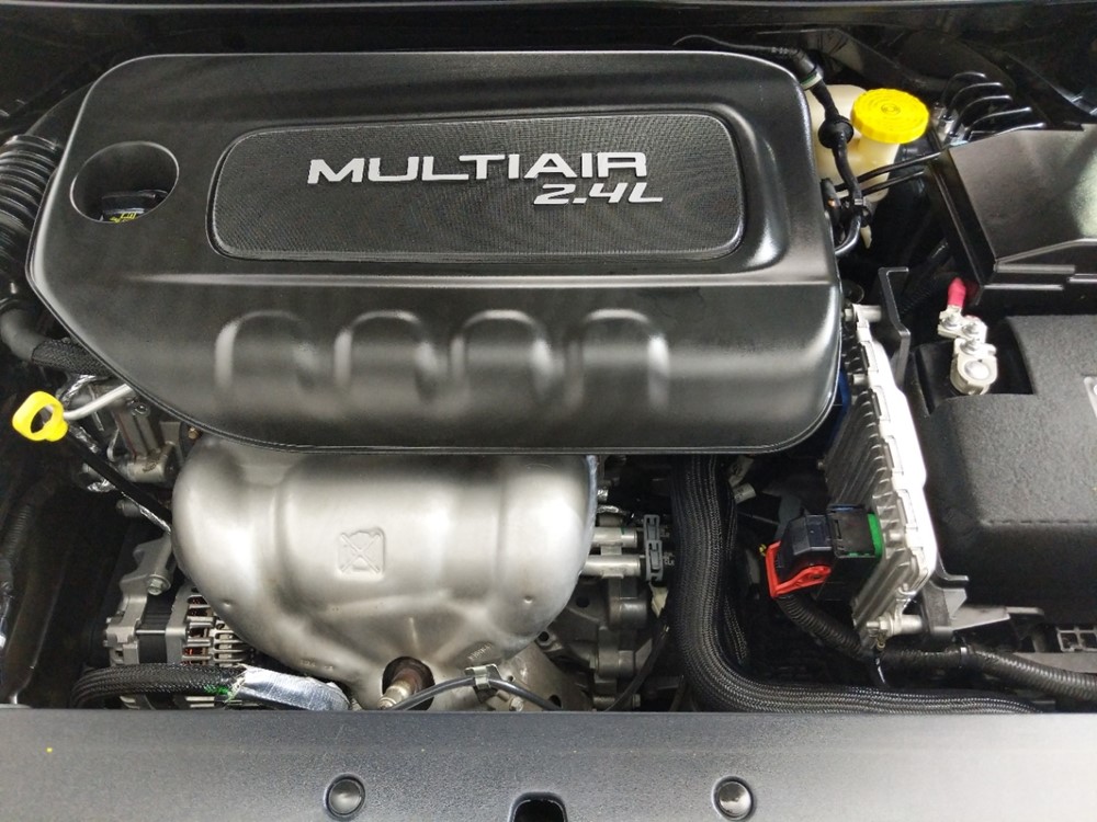 2015 Chrysler 200 - Engine