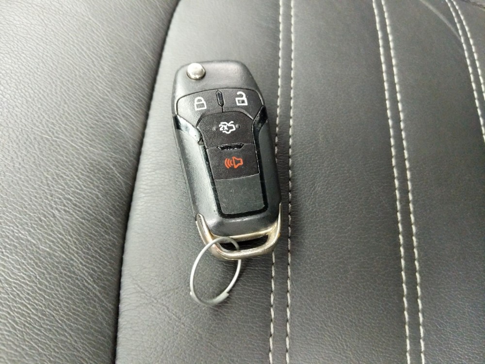 2015 Ford Fusion - Keys