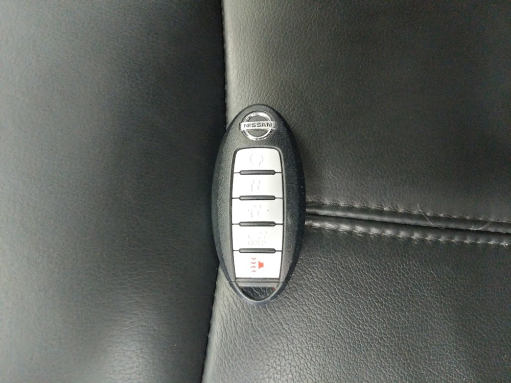 2017 Nissan Pathfinder - Keys