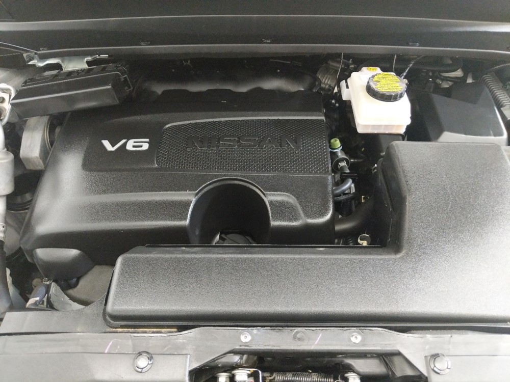 2017 Nissan Pathfinder - Engine