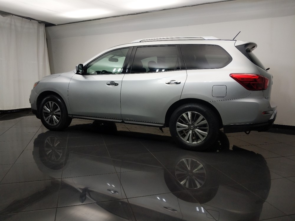 2017 Nissan Pathfinder - Driver Rear Side