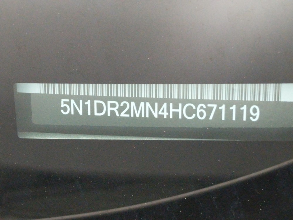 2017 Nissan Pathfinder - VIN Plate