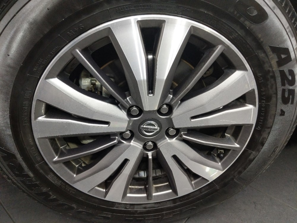 2017 Nissan Pathfinder - Wheel