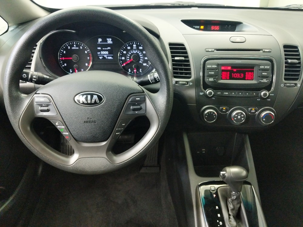 2017 Kia Forte - Driver Dash