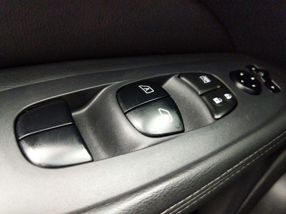 2014 Nissan Pathfinder - Driver Power Windows/Lock Control