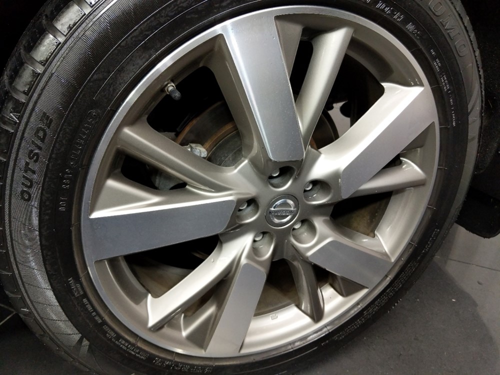 2014 Nissan Pathfinder - Wheel
