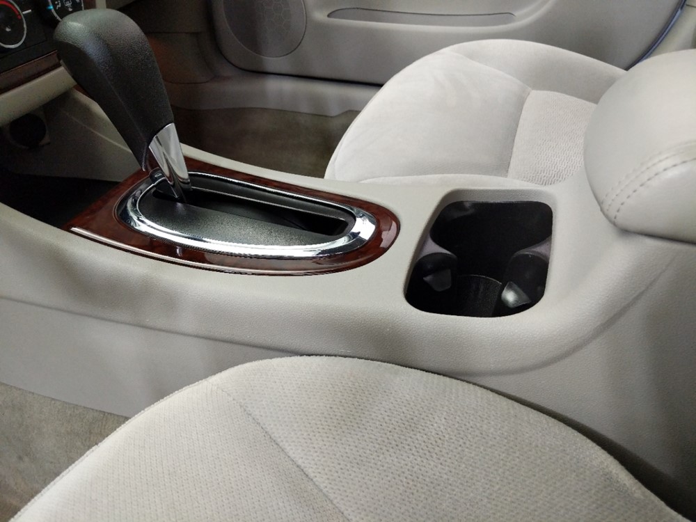 2011 Chevrolet Impala - Center Console/Cup Holders