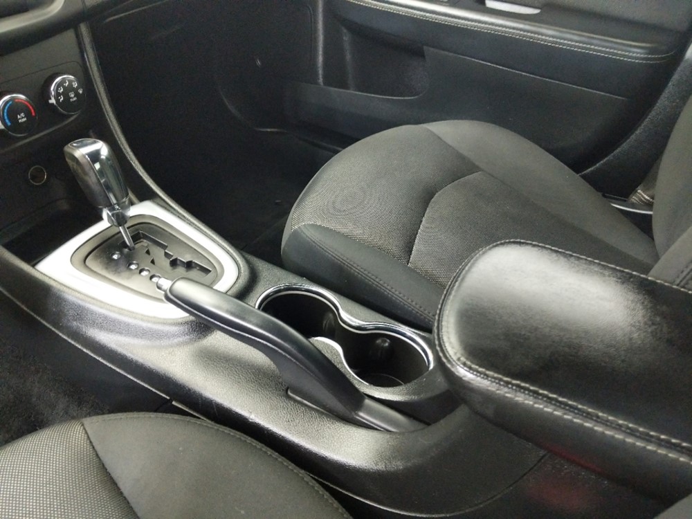 2014 Dodge Avenger - Center Console/Cup Holders