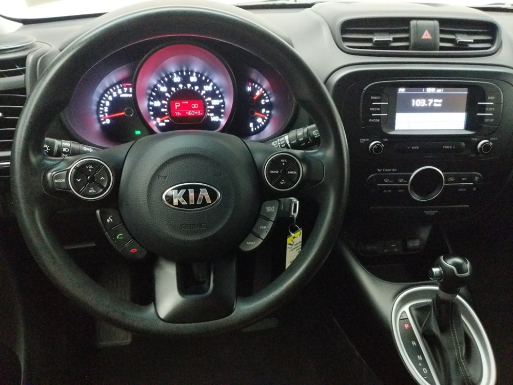 2017 Kia Soul - Driver Dash