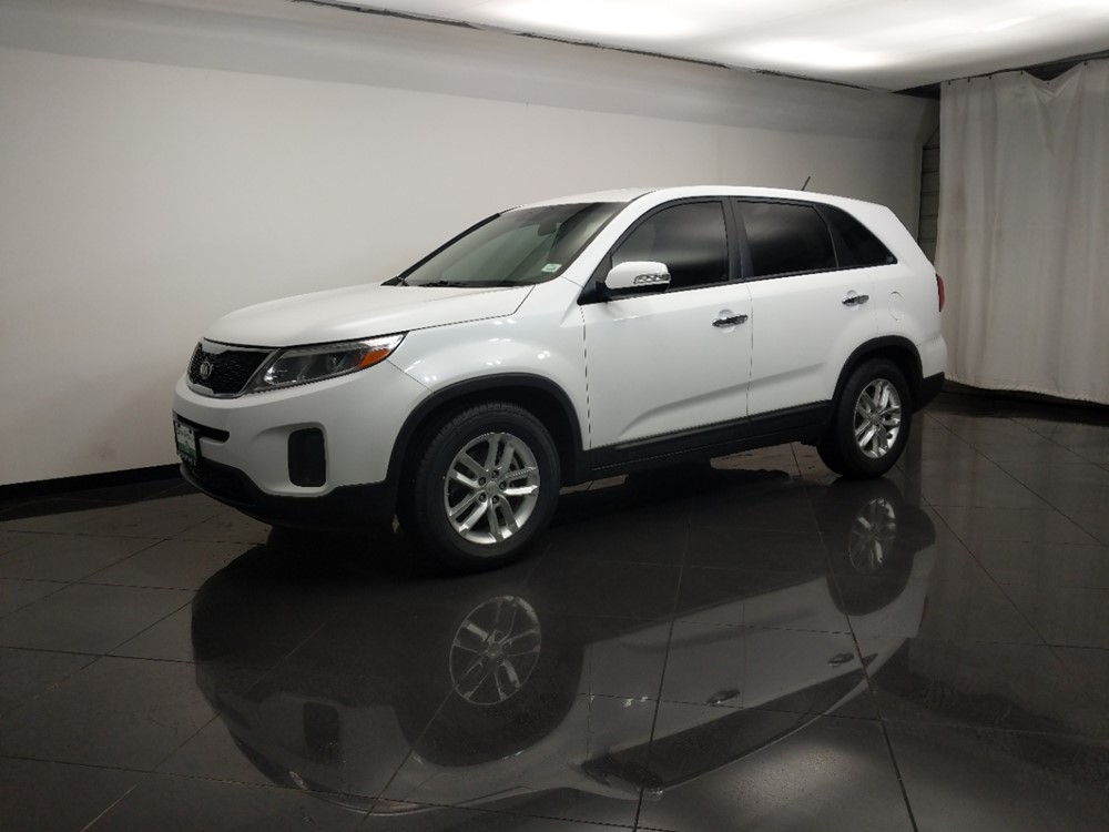 2014 Kia Sorento - Driver Front Side
